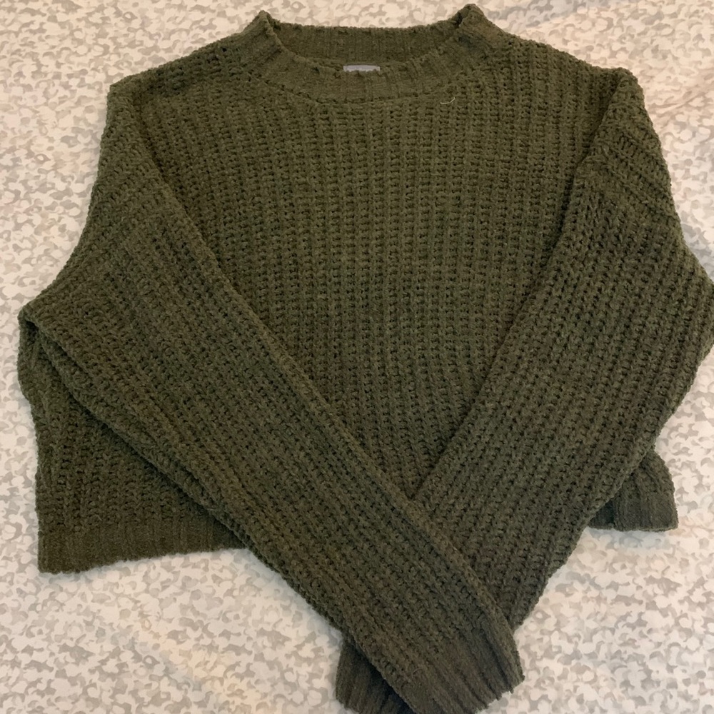 Charlotte Russe Cropped Sweater